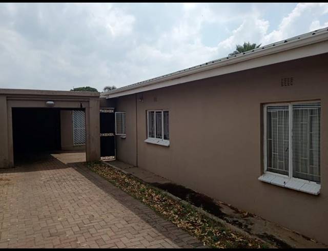 3 BEDROOM HOUSE FOR SALE IN WEST PARK